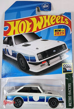 Load image into Gallery viewer, Hot Wheels Ford Escort RS2000
