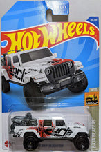 Load image into Gallery viewer, Hot Wheels 20 Jeep Gladiator