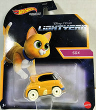 Load image into Gallery viewer, Hot Wheels Disney Lightyear Sox
