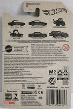 Load image into Gallery viewer, Hot Wheels Pearl &amp; Chrome 70 Volkswagen Baja Bug 2023
