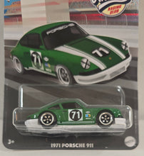 Load image into Gallery viewer, Hot Wheels Vintage Racing Club 1971 Porsche 911 2024
