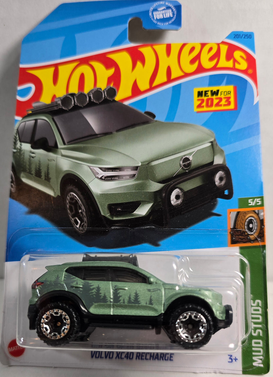 Hot Wheels Volvo XC40 Recharge
