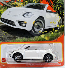 Load image into Gallery viewer, Matchbox 2019 VW Beetle Convertible
