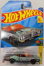 Load image into Gallery viewer, Hot Wheels 71 dodge Charger
