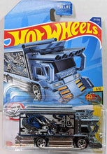 Load image into Gallery viewer, Hot Wheels Silver Raijin Express
